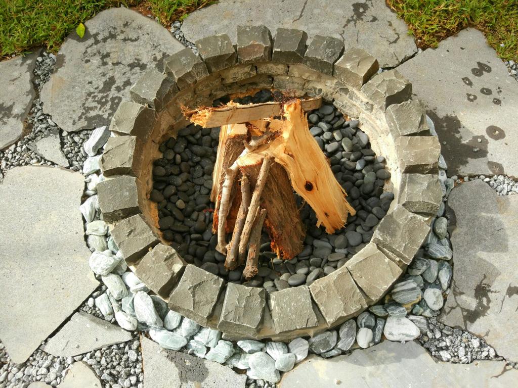 אבנים לבור אש קוביות בזלת rocks for fire pit